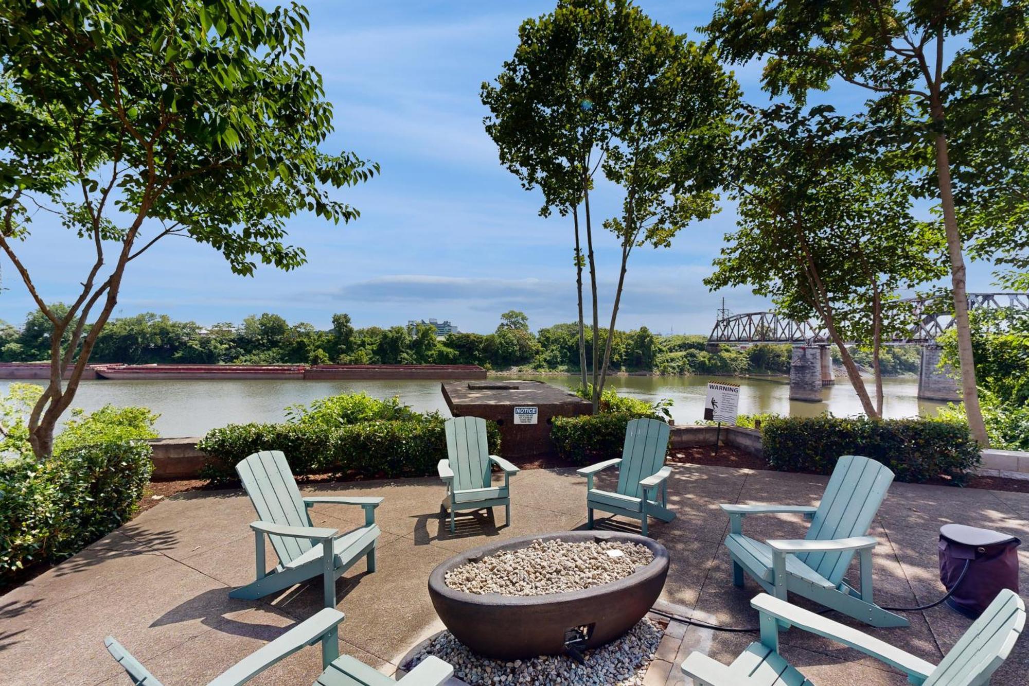 Rollin' On The River Nashville Exterior photo